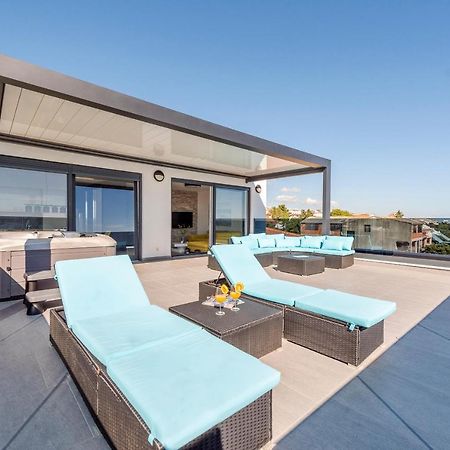 Mediteran Luxury Penthouse With Jacuzzi Мандре Экстерьер фото