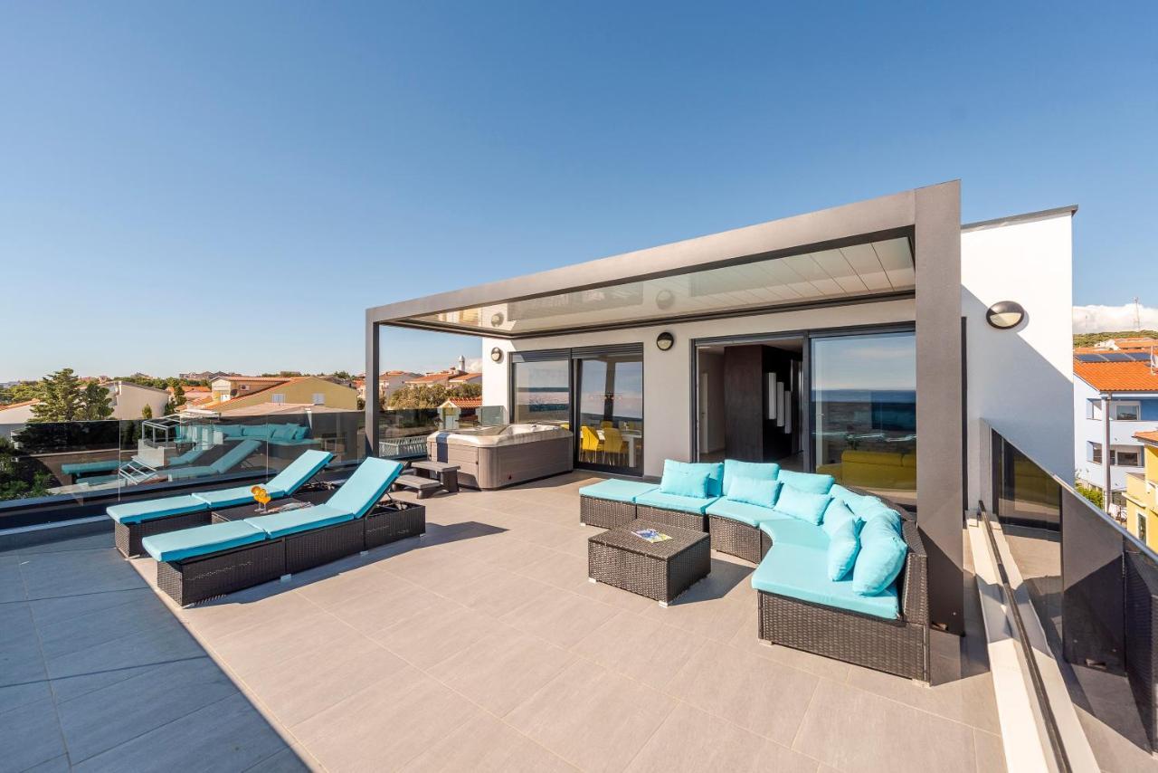 Mediteran Luxury Penthouse With Jacuzzi Мандре Экстерьер фото