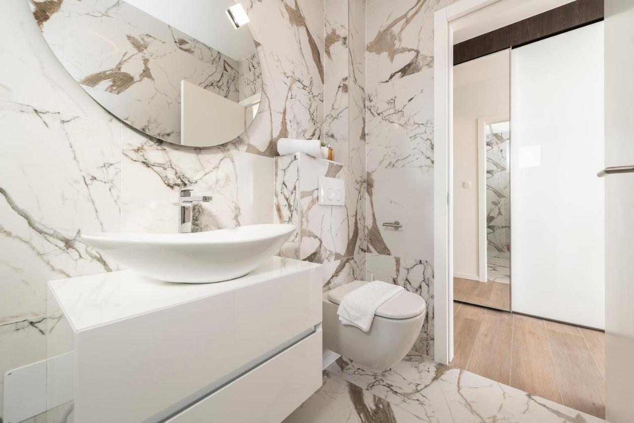 Mediteran Luxury Penthouse With Jacuzzi Мандре Экстерьер фото