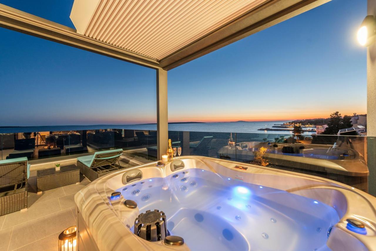 Mediteran Luxury Penthouse With Jacuzzi Мандре Экстерьер фото