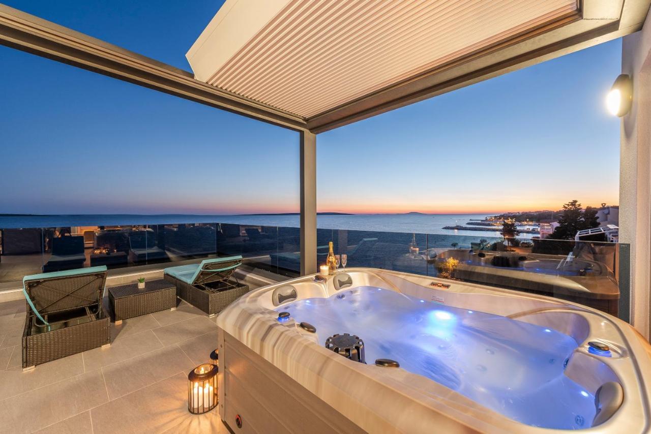 Mediteran Luxury Penthouse With Jacuzzi Мандре Экстерьер фото
