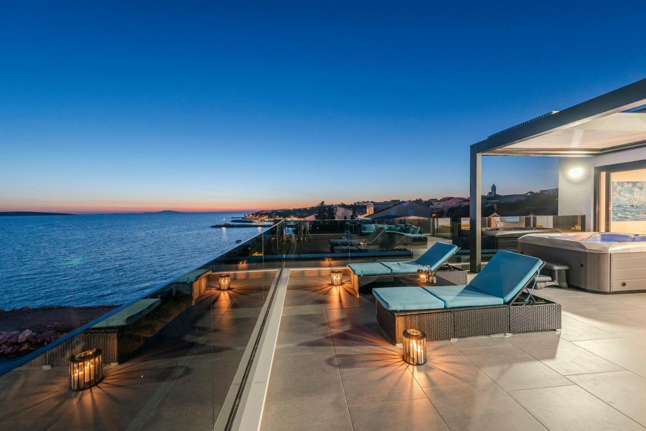 Mediteran Luxury Penthouse With Jacuzzi Мандре Экстерьер фото