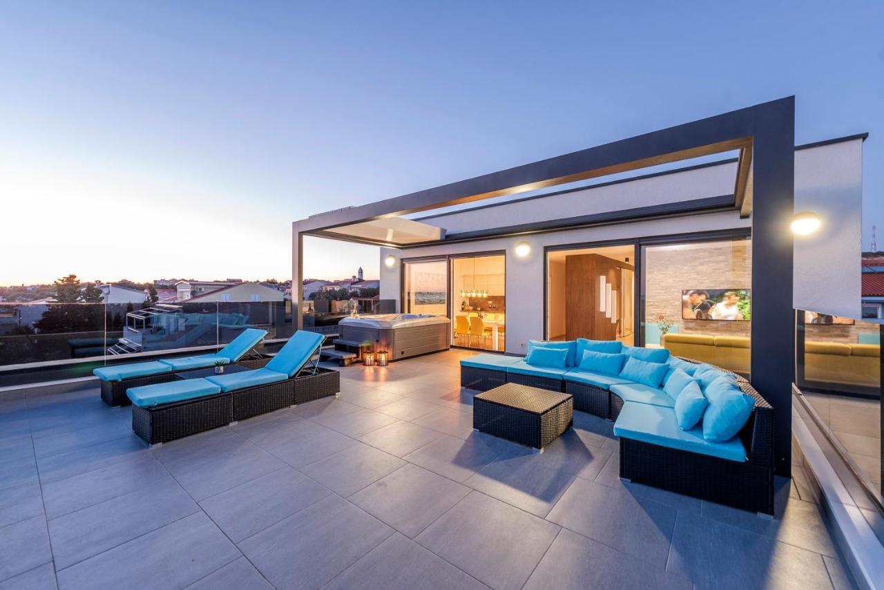 Mediteran Luxury Penthouse With Jacuzzi Мандре Экстерьер фото