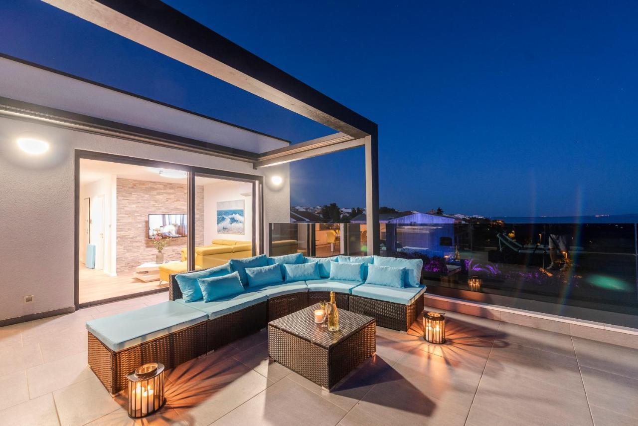 Mediteran Luxury Penthouse With Jacuzzi Мандре Экстерьер фото
